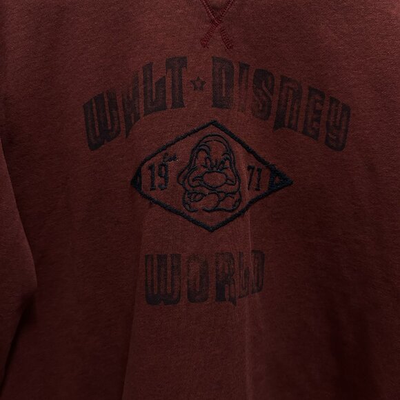 Walt Disney World Crewneck Sweatshirt Size XL - Picture 3 of 4